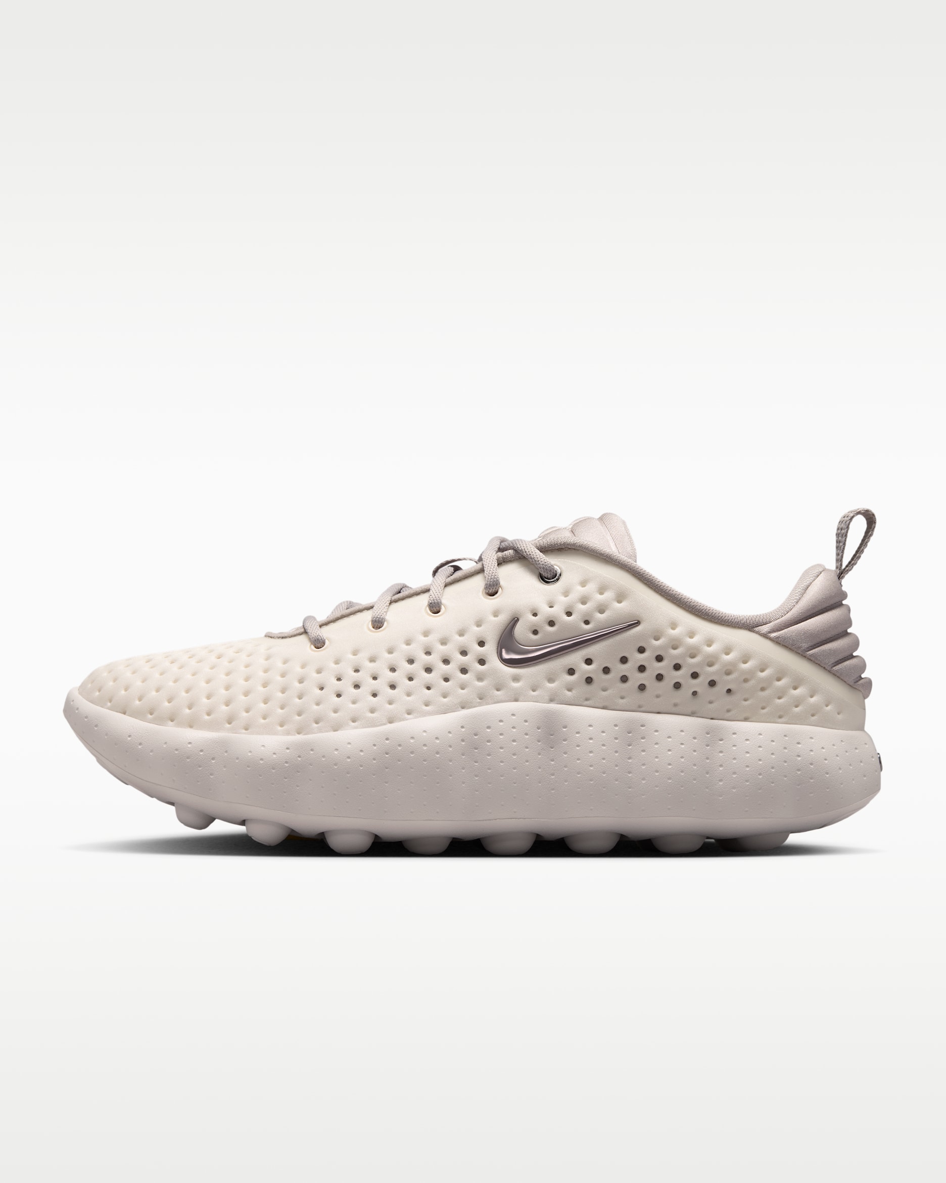 Nike Mind 002 Men's Pregame Shoes. Nike FI